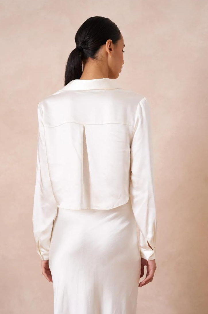 חולצה דגם בטי